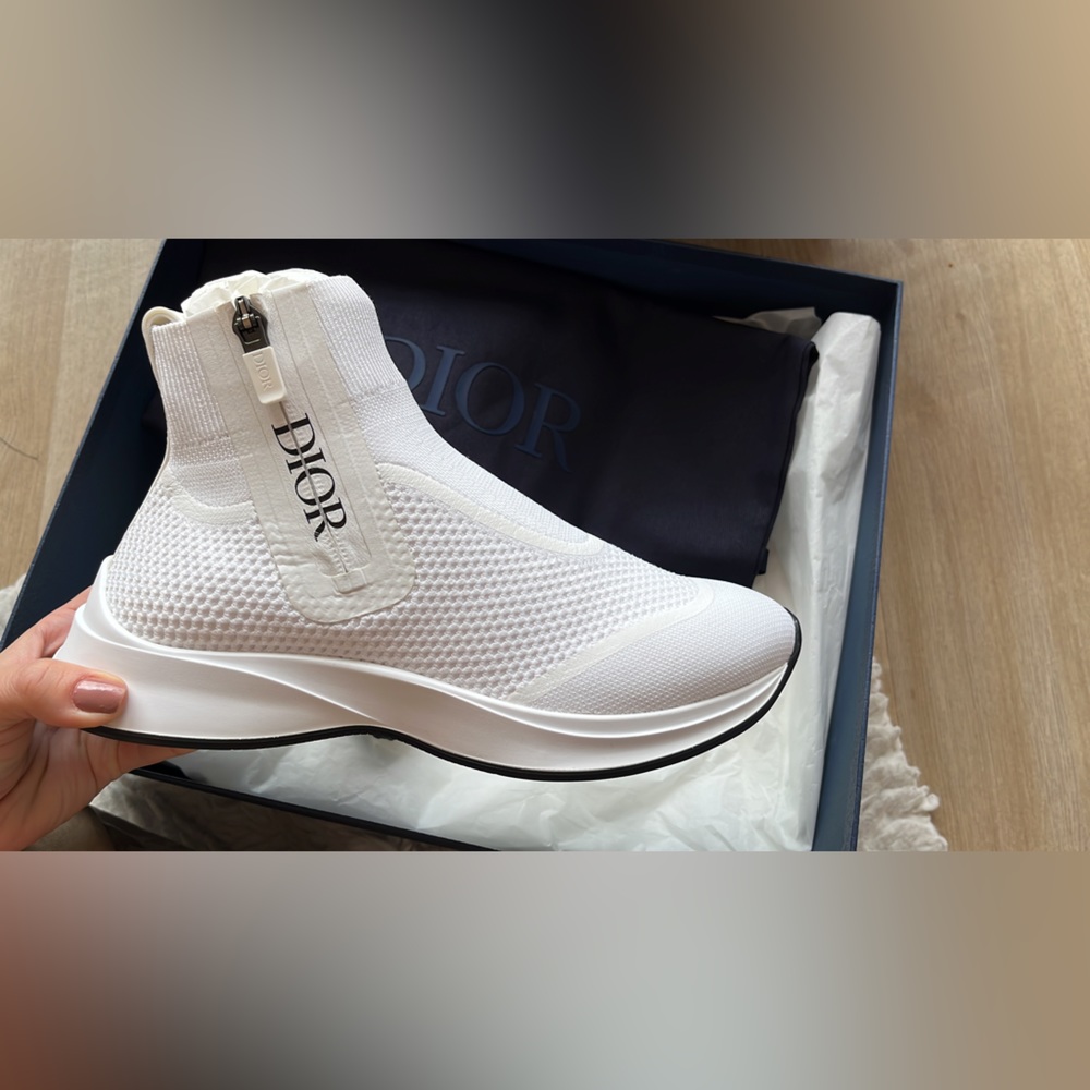 DIOR SNEAKERS